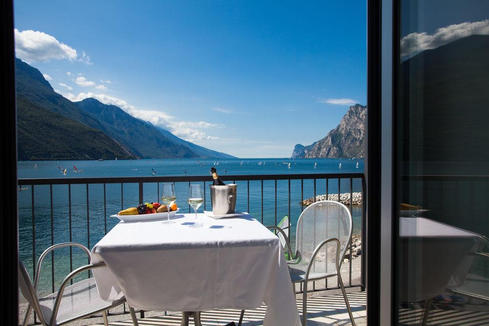 Hotel Lido Blu - Surf&Bike Torbole Sul Garda Exterior foto