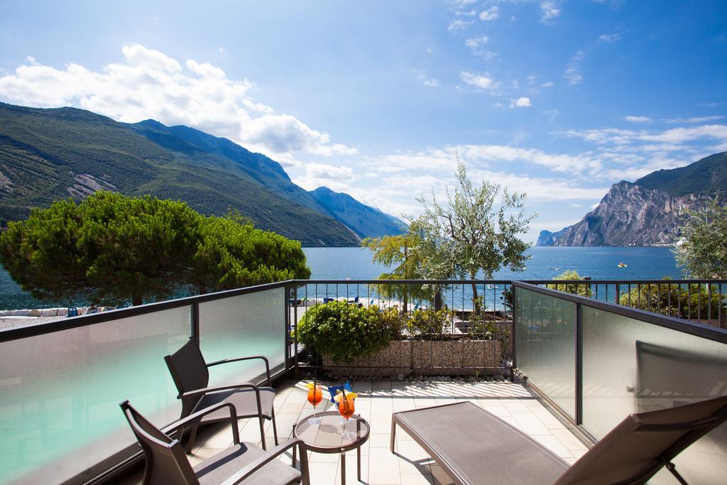 Hotel Lido Blu - Surf&Bike Torbole Sul Garda Exterior foto